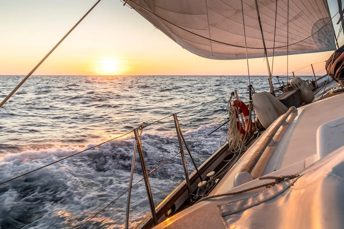 Komodo Liveaboard Adventures: A Comprehensive Guide